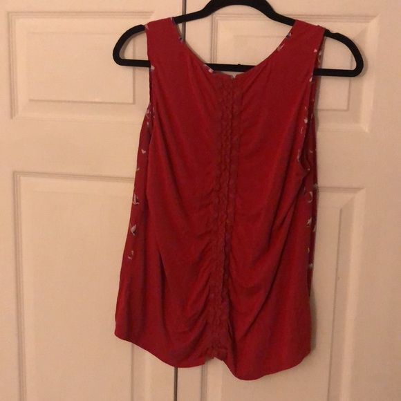 Red Sleeveless Top - Picture 3 of 4